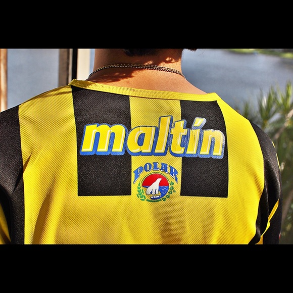 Wilson soccer jersey multi sponsor - Picture 4 of 4